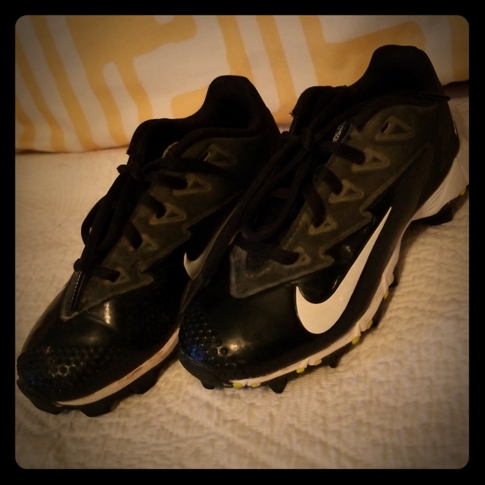 Kids Nike Baseball Cleats